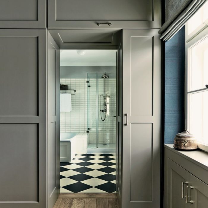 Farrow & Ball - Charleston Gray No.243